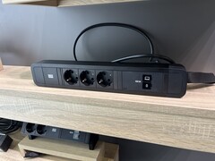 Ein weiteres Modell mit GaN. (Bildquelle: Andreas Sebayang/Notebookcheck.com)