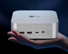 Der Lecoo AI Mini Pro ist mit maximal 32 GB RAM erhältlich. Abgebildet ist ein Promo-Bild, welches das Design des Mini-PCs zeigt
