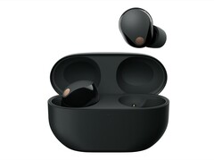 Die Sony WF-1000XM5 versprechen eine Reihe bedeutender Upgrades. (Bild: WinFuture)