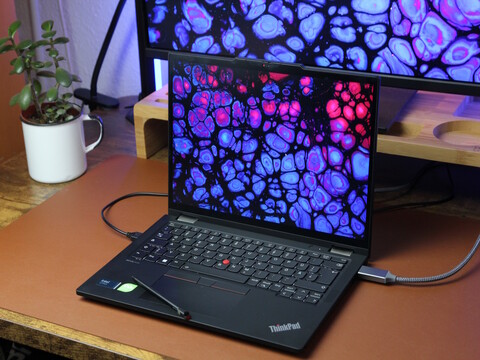 Lenovo ThinkPad X13 2-in-1 Gen 5 im Laptop-Test: Der performante Yoga-Convertible-Nachfolger