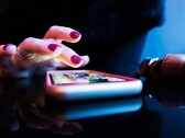 Auch Smartphones werden durch die DRAM-Krise immer teurer.