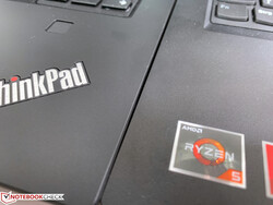 ThinkPad E480 (links) vs. ThinkPad E485 (rechts)