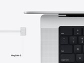 Das neue MacBook Pro bietet wieder einen magnetischen MagSafe-Stecker zum Aufladen. (Bild: Apple)