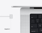 Das neue MacBook Pro bietet wieder einen magnetischen MagSafe-Stecker zum Aufladen. (Bild: Apple)