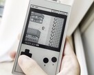 Der Paper Boy S3 emuliert Game-Boy-Spiele auf einem E-Ink-Touchscreen.