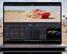 Aufgeklappter Microsoft Surface Laptop Ultra