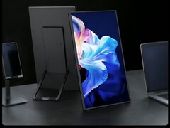 Ein Blick auf den Monitor. Dieser soll eine flexible Platzierung am Schreibtisch ermöglichen.