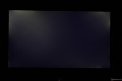 Bei einem ausführlichen Test spielt auch das Backlight-Bleeding eine Rolle, wie hier beim Lenovo Legion Y740