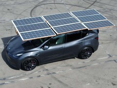 Tesla: Bastler zeigt ein Solardach für das Elektroauto (Bild: somid3, Reddit)