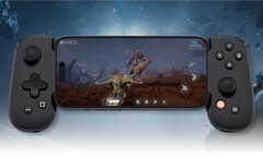Die iOS-App von Warframe scheint, wie bei mobilen Spielen üblich, eine etwas unübersichtliche Benutzeroberfläche zu haben. (Bild: Digital Extremes / Apple - bearbeitet)