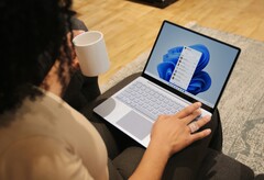 Windows 11 wird schneller als ursprünglich geplant verteilt, während Windows 10 weiterhin Updates bekommt. (Bild: Microsoft)