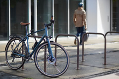 Ab April können Kunden die Fahrräder und E-Bikes des Sportartikelherstellers Decathlon auch in Deutschland über JobRad leasen.