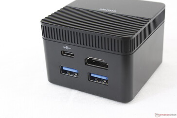 Hinten: USB-C (Netzanschluss), HDMI 2.0, 2x USB-A 3.0