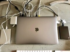 Test LandingZone MacBook Pro (15 Zoll) Dockingstation