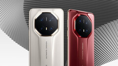 Der Nachfolger zum hier abgebildeten Huawei Mate 70 RS bietet eine Keramik artige Rückseite (Bildquelle: Huawei)