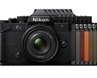 Die Nikon Z f lehnt sich an das Design der analogen Nikon FM2 an. (Bild: Nikon)