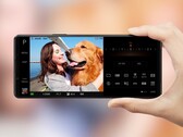 Das Sony Xperia 1 III gibts bis Ende März mit kostenlosen Sony WH-1000XM3 und zwei Kinotickets. (Bild: Sony)