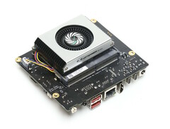 Der LattePanda Mu Ultra ist ein neuer Einplatinenrechner, hier als Entwicklerkit