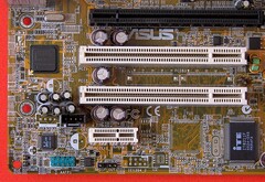 Neuer Standard: PCIe 5.0 finalisiert (Symbolbild)