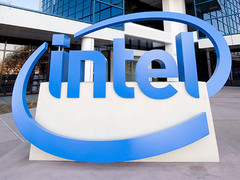 Intel: Schwacher PC-Markt lässt Umsatz stagnieren