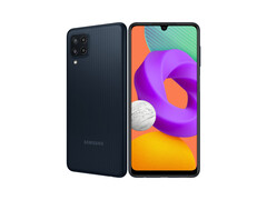 Das Samsung Galaxy M22 bringt zwar einen 90-Hz-Screen mit, aber auch einige Verschlimmbesserungen...