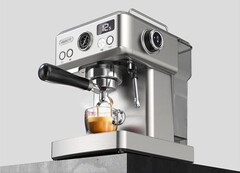 Aktuell im Angebot: Halbautomatische Espressomaschine HiBREW H10A.