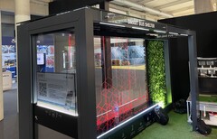 Smart Bus Shelter mit Photovoltaik-Anlage von ML Systems. (Foto: Andreas Sebayang/Notebookcheck.com)