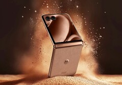 Der Nachfolger des abgebildete Razr 50 Ultra erhält offenbar ein mächtiges Performance-Upgrade. (Bildquelle: Motorola)