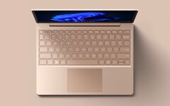 Der Microsoft Surface Laptop Go ist schick, aber für die Ausstattung sehr teuer. (Bild: Microsoft)
