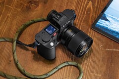 Die Leica SL2 gibts derzeit zum Bestpreis, dank eines neuen Bundle-Deals. (Bild: Leica)