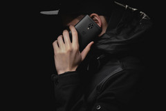 Passt zum schwarzen Outfit: 250 Stück der Midnight Black Limited Edition des OnePlus 3T kann man morgen ergattern.