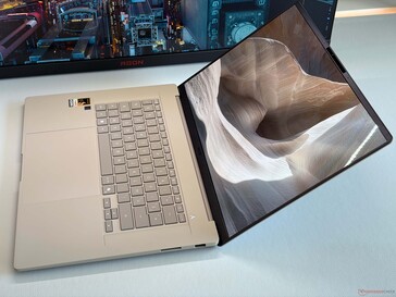 Asus ZenBook A16.