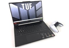 RTX-4060-Laptop mit bester Preis-Leistung: Asus TUF Gaming A15 nur 888 Euro bei Otto (Bild: Andreas Osthoff)