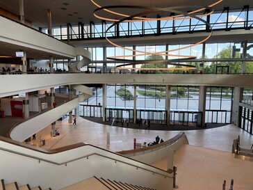 Der Eingangsbereich des CCH während der Passenger Experience Conference. (Foto: Andreas Sebayang/Privat)