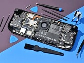 iFixit will auch in Zukunft Ersatzakkus für das Steam Deck anbieten.