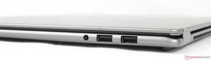 Rechts: 3,5-mm-Headset, 2x USB-A 3.2 Gen. 1