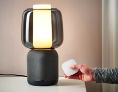 Die neueste Ikea-Fernbedienung kann sowohl Symfonisk- als auch Sonos-Lautsprecher fernsteuern. (Bild: Ikea)