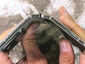 Auch die vierte Google-Foldable-Generation hat gravierende strukturelle Schwächen, wie der Durability-Test offenbart.