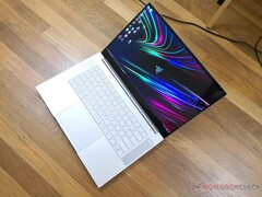 Test Razer Blade 15 2020 Basismodell Laptop: Jetzt mit Intel Comet Lake-H