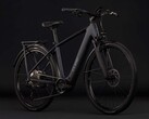 Cube hat ein neues Trekking-E-Bike mit Carbonrahmen im Angebot