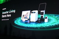 Das Lineup umfasst zum Start neben den HomeAgent-Stationen Kameras, ein E-Ink-Display und einen smarten Lautsprecher