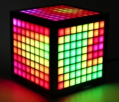 LumiCube: Gehäuse für den Raspberry Pi mit 192 LEDs, IPS-Display und Sensoren