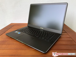 Das Asus ZenBook Pro UX550VD zeigt genug Kraft für ein Multimedia-Notebook für Enthusiasten.