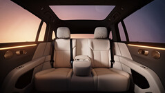 Maximale Entspannung im Li i6: Die Fondsitze bieten nicht nur viel Platz und Luxus, sondern lassen sich per Knopfdruck in eine große Liegefläche verwandeln ("Bed Mode"), (Bild: Li Auto).