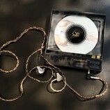 Der neueste CD-Player von Shanling besitzt auch einen symmetrischen 4,4 mm Kopfhöreranschluss. (Bildquelle: Shanling)