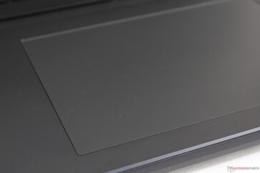 Großes und leichtgängiges Clickpad mit sanfter Rückmeldung