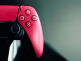 Sony verbessert den Lautsprecher und das Mikrofon des DualSense-Controllers. (Bild: Vitalii Khodzinskyi)