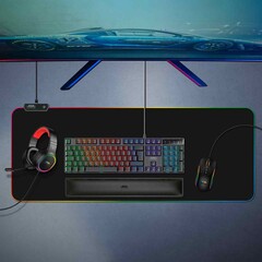 Aldi: Zahlreiche Gaming-Produkte im Angebot (Bild: Aldi)