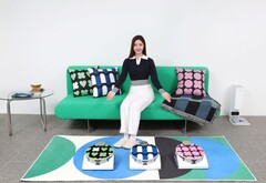 Der Samsung Jet Bot AI Saugroboter soll für sehbehinderte Nutzer einfacher zu erkennen sein. (Bild: Samsung)