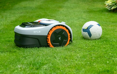 Den Navimow i105E gibt es aktuell zum Bestpreis. (Bildquelle: Navimow)